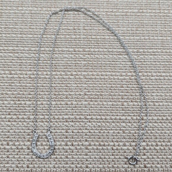 18 Inch Sterling Silver Small Diamonds Horseshoe Necklace A6273 - Picture 1 of 8